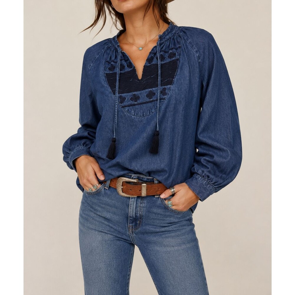 Anthropologie ne Quittezpas Denim Chambray Top Small Embroidered Peasant Western